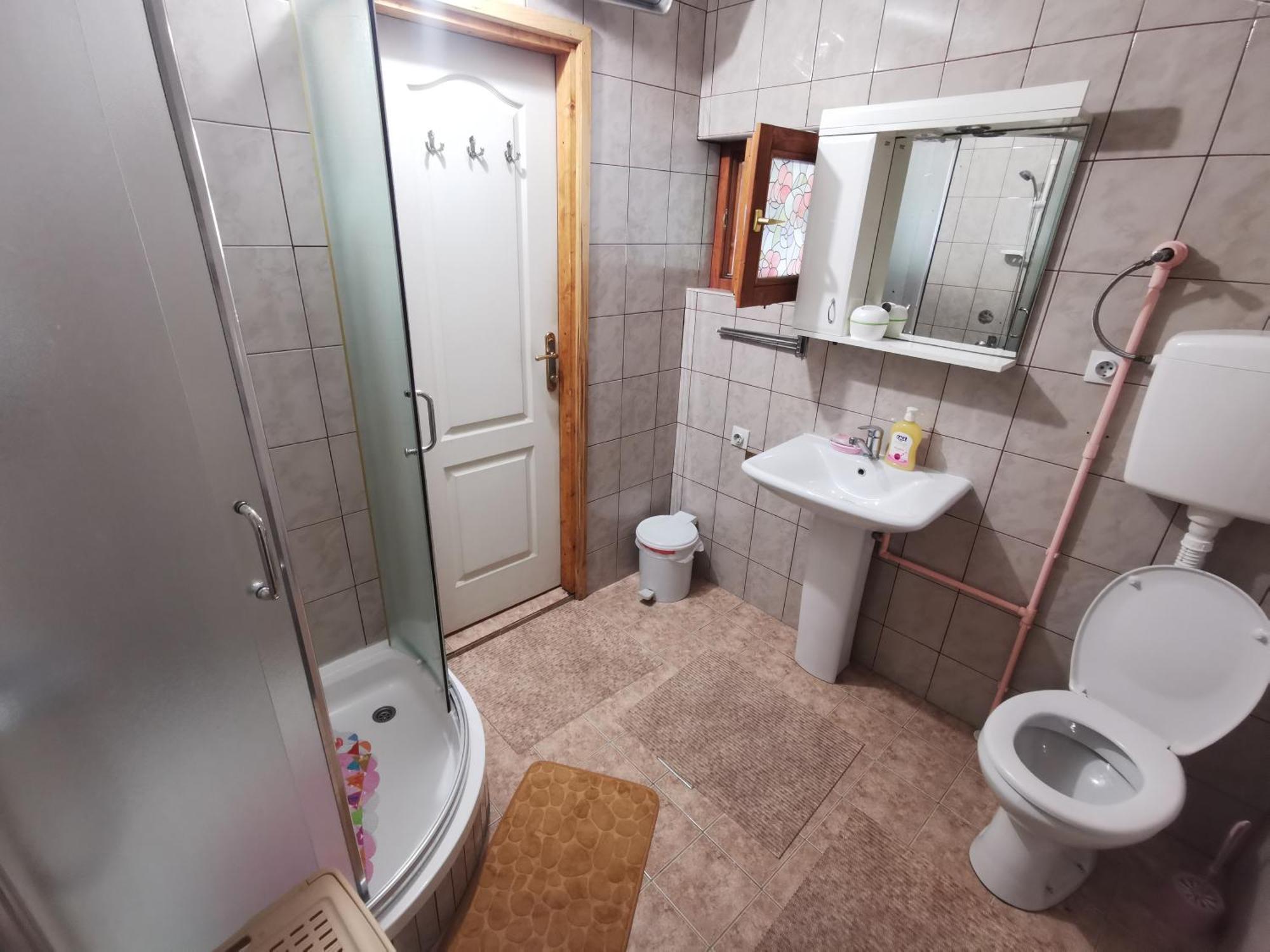 Apartments Domacinstvo Nikolic Valjevo Bagian luar foto