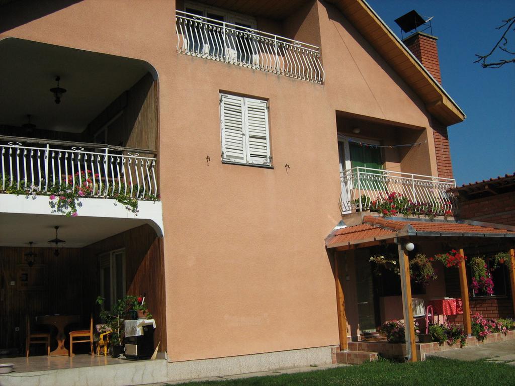 Apartments Domacinstvo Nikolic Valjevo Bagian luar foto