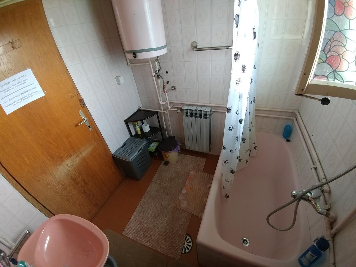 Apartments Domacinstvo Nikolic Valjevo Bagian luar foto